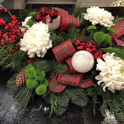 CH050-Snowballs Christmas Centerpiece