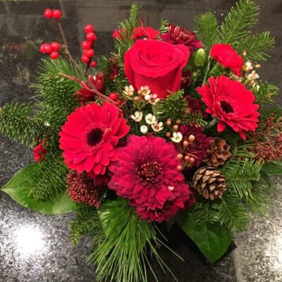 CH061-Red Wine Christmas Arrangement