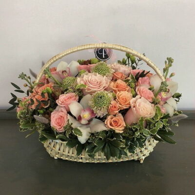 FB018 Caramels Floral Basket