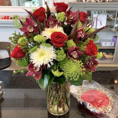 SA028 Dancing Lions Flower Arrangement