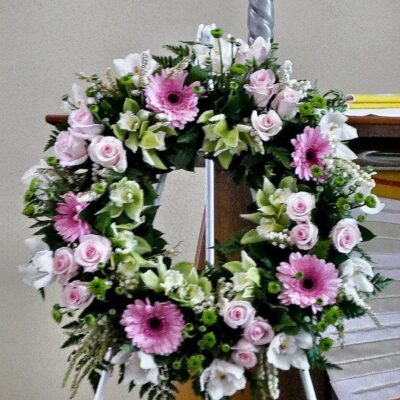 WR004-With Memory Sympathy Wreath